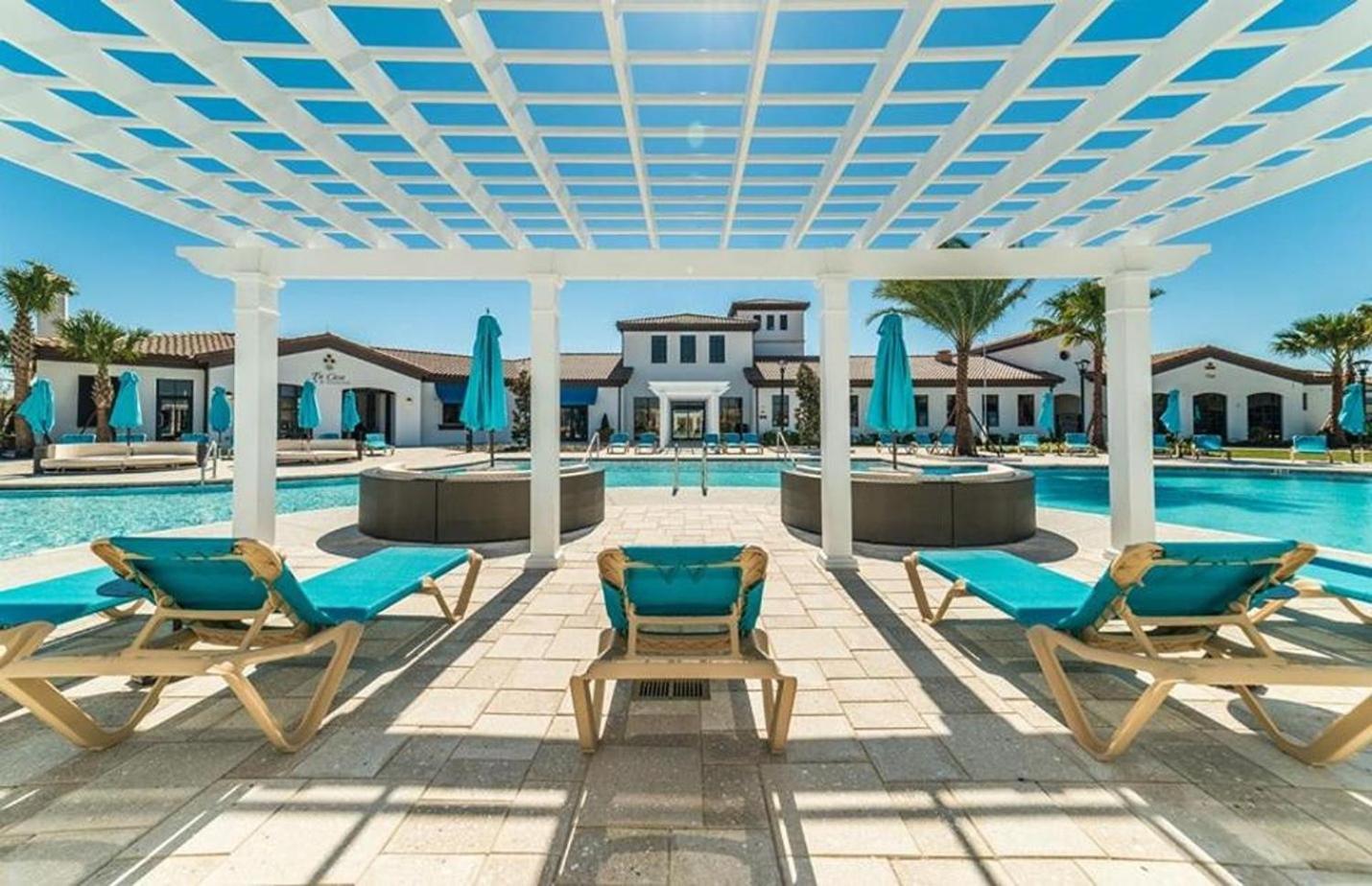 Beautiful Townhome Wprivate Pool 7 Mi To Disney كيسيمي المظهر الخارجي الصورة